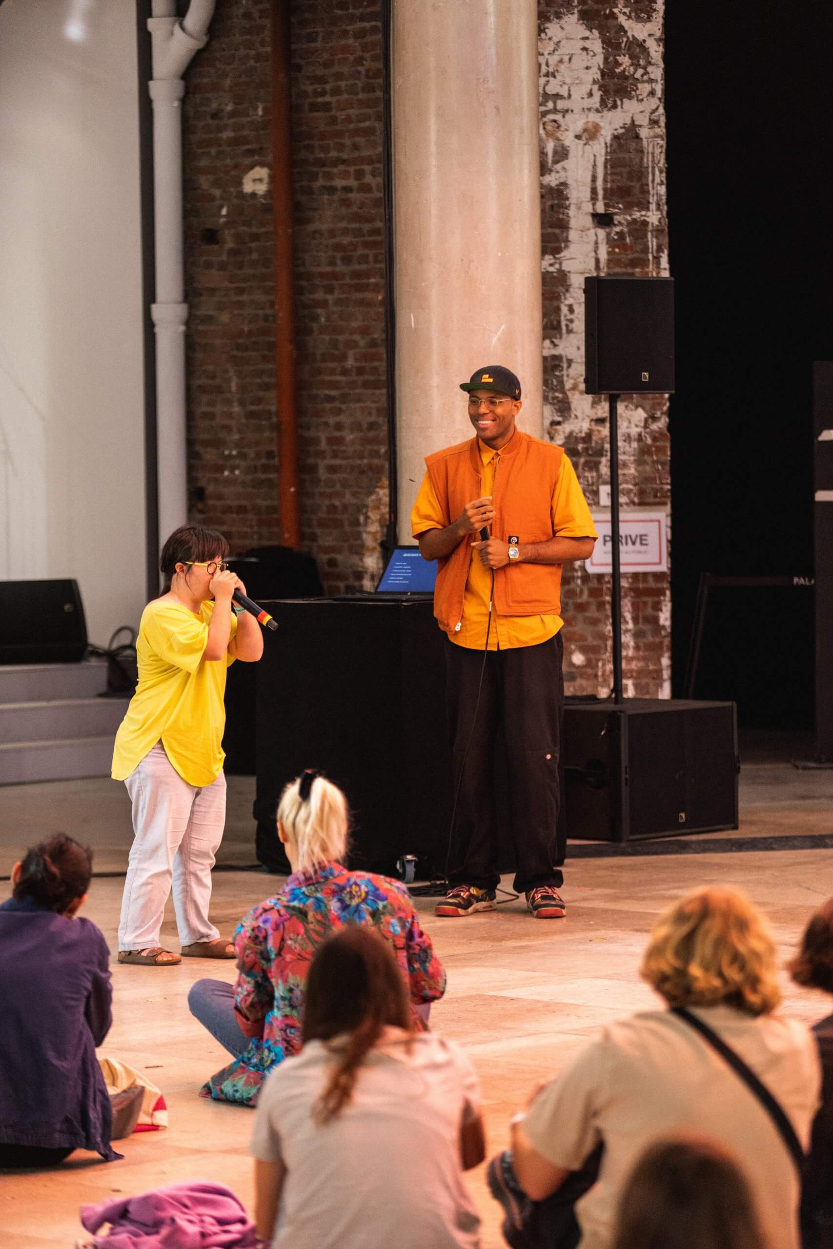 Vue du workshop de beatbox au festival "Alliance des corps", carte blanche à Marinella Senatore, 2022. Crédit photo : Paul Fogiel