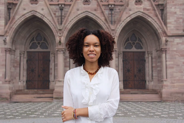 Zola Chichmintseva-Kondamambou